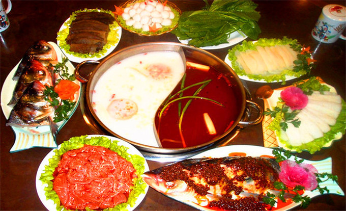 餐飲品牌的差異化營(yíng)銷_重慶火鍋與成都火鍋的不同